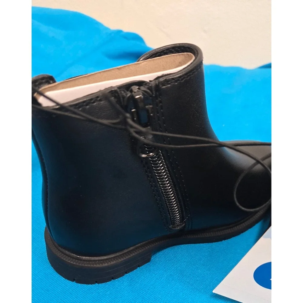 Cat & Jack ToddlerBlack Chelsea ankle Boots Side Zip Ankle Boots Size 7 NEW